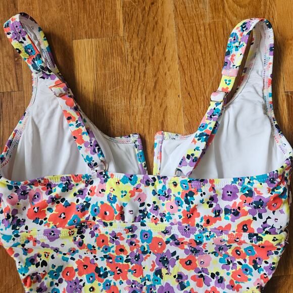 Anne Cole One Piece Swimsuit XS White Floral Ruched Tummy Control Feminine - Picture 10 of 12